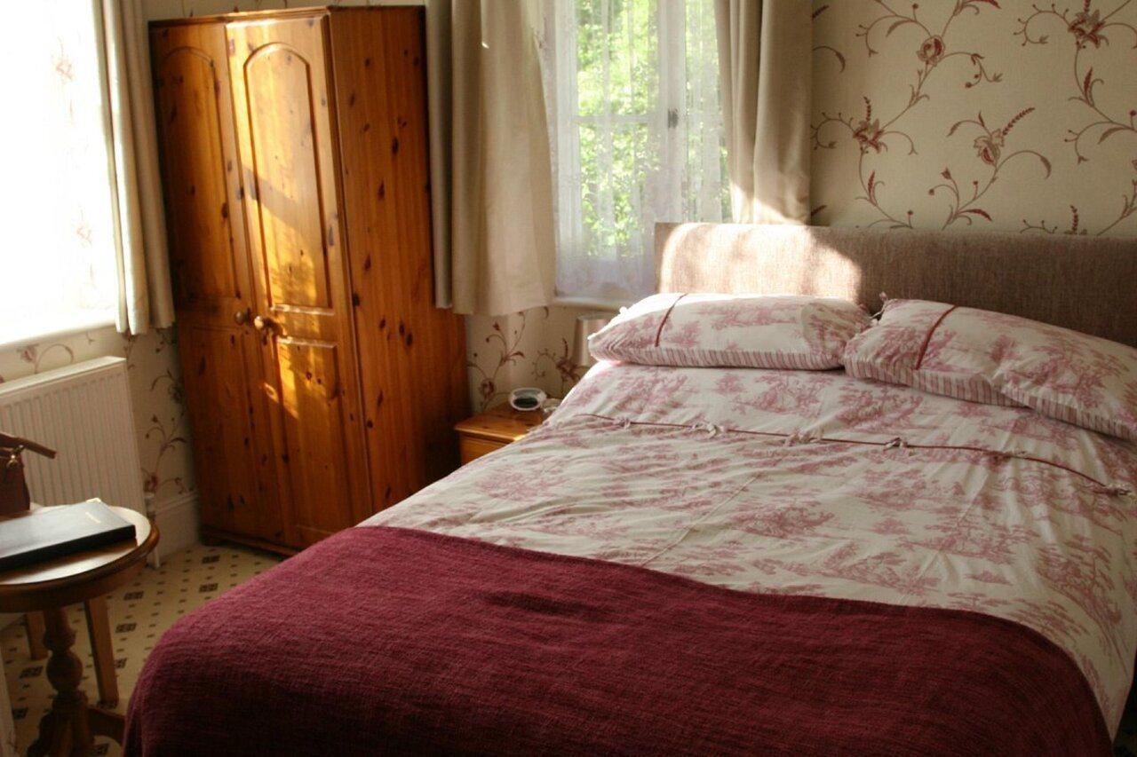 Отель Lorna Doone House Линтон Экстерьер фото